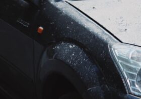 Kako skinuti asfalt sa auta? Korak po korak vodič za sigurno uklanjanje